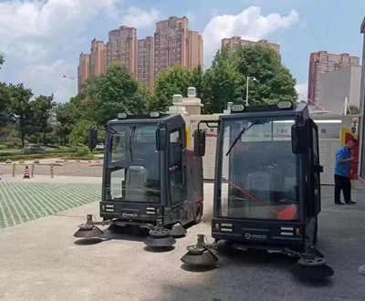 扫地机 扫地机